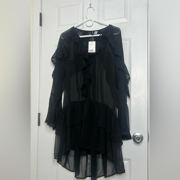 H&M Flounced Chiffon Black Dress - Picture 3 of 11